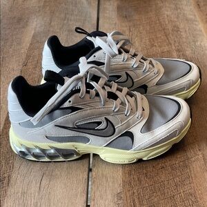 Nike Zoom Air Fire